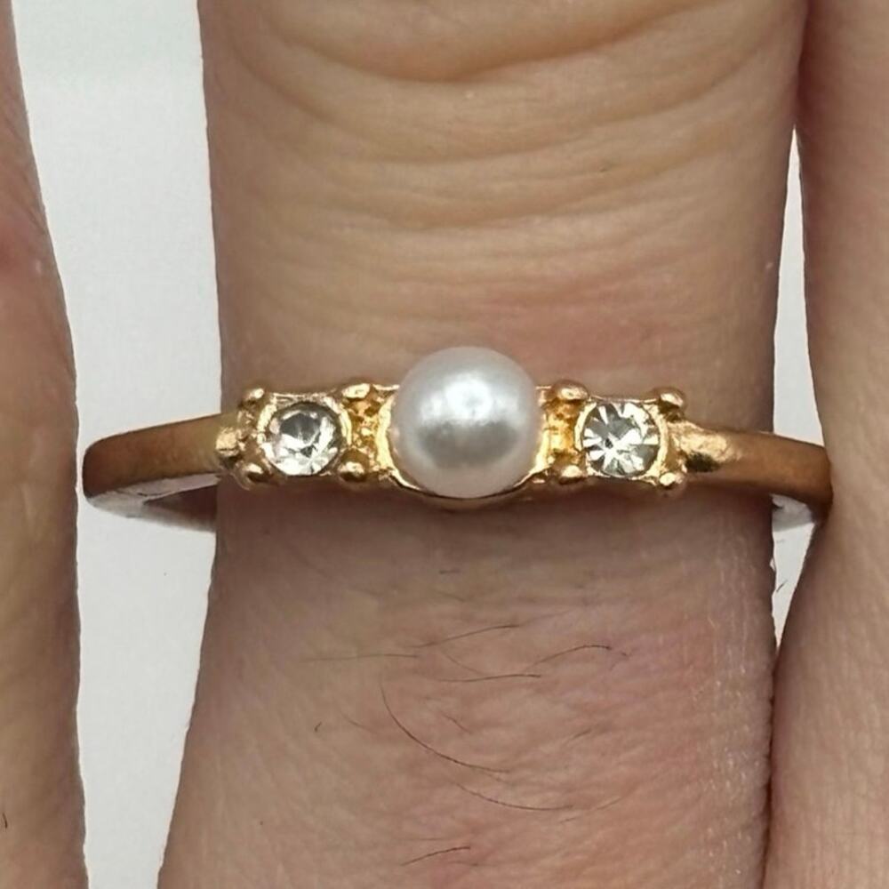 Gold Crystal Pearl Ring